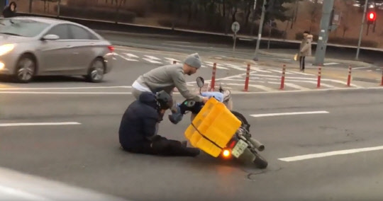 크라운제이 목격담 (사진=유튜브 '박XX' 영상 캡처)